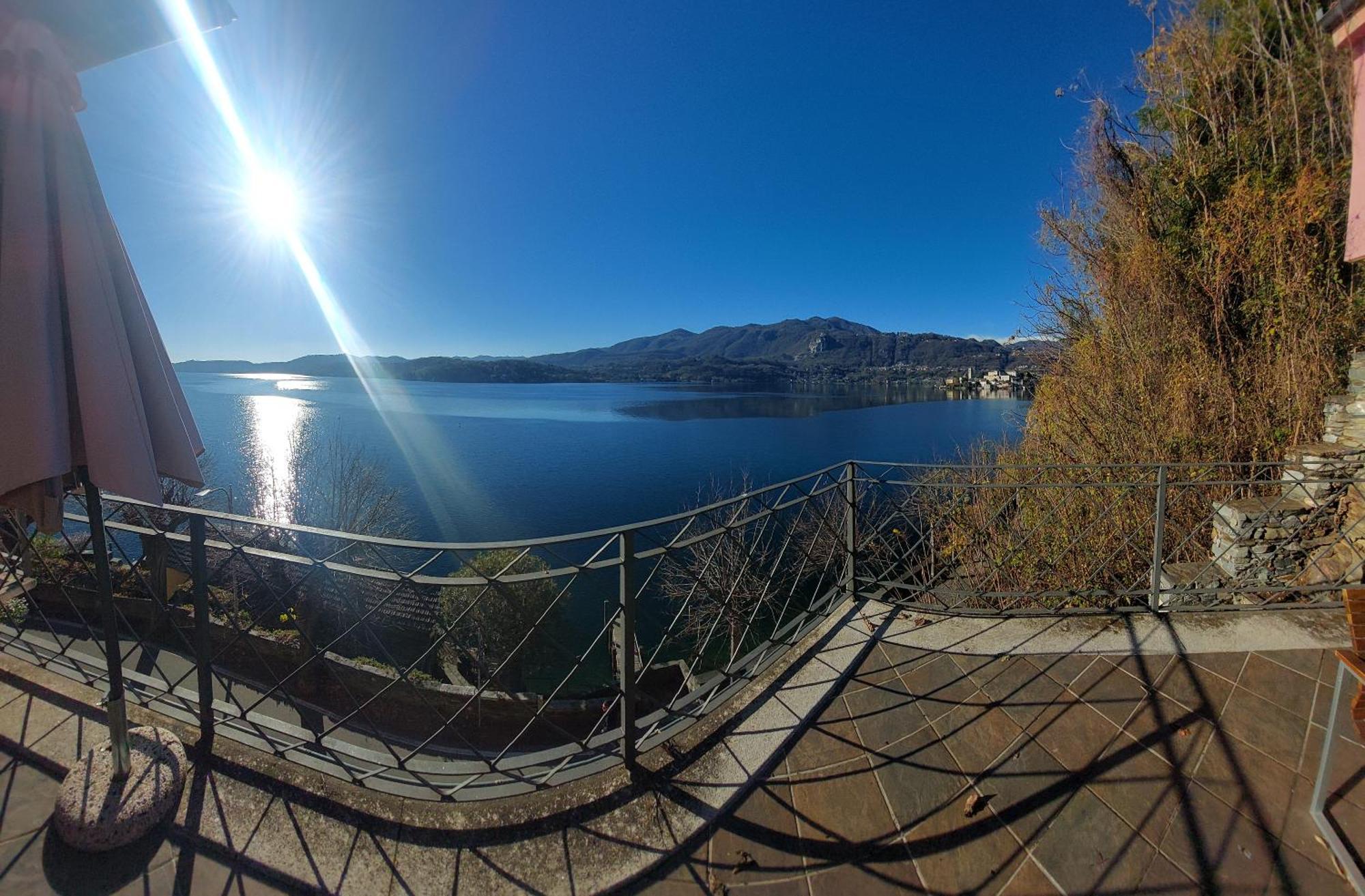 Casa Sul Lago Orta オルタ・サン・ジューリオ エクステリア 写真