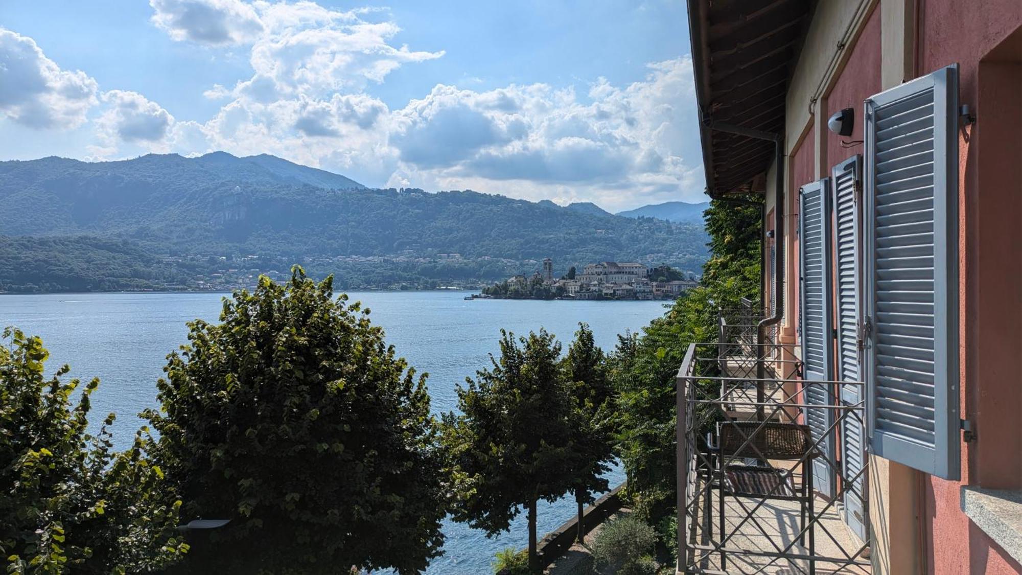 Casa Sul Lago Orta オルタ・サン・ジューリオ エクステリア 写真