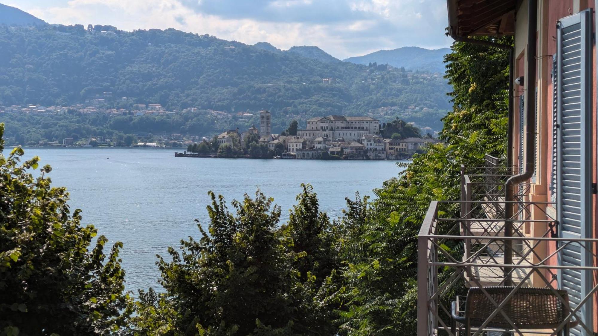 Casa Sul Lago Orta オルタ・サン・ジューリオ エクステリア 写真