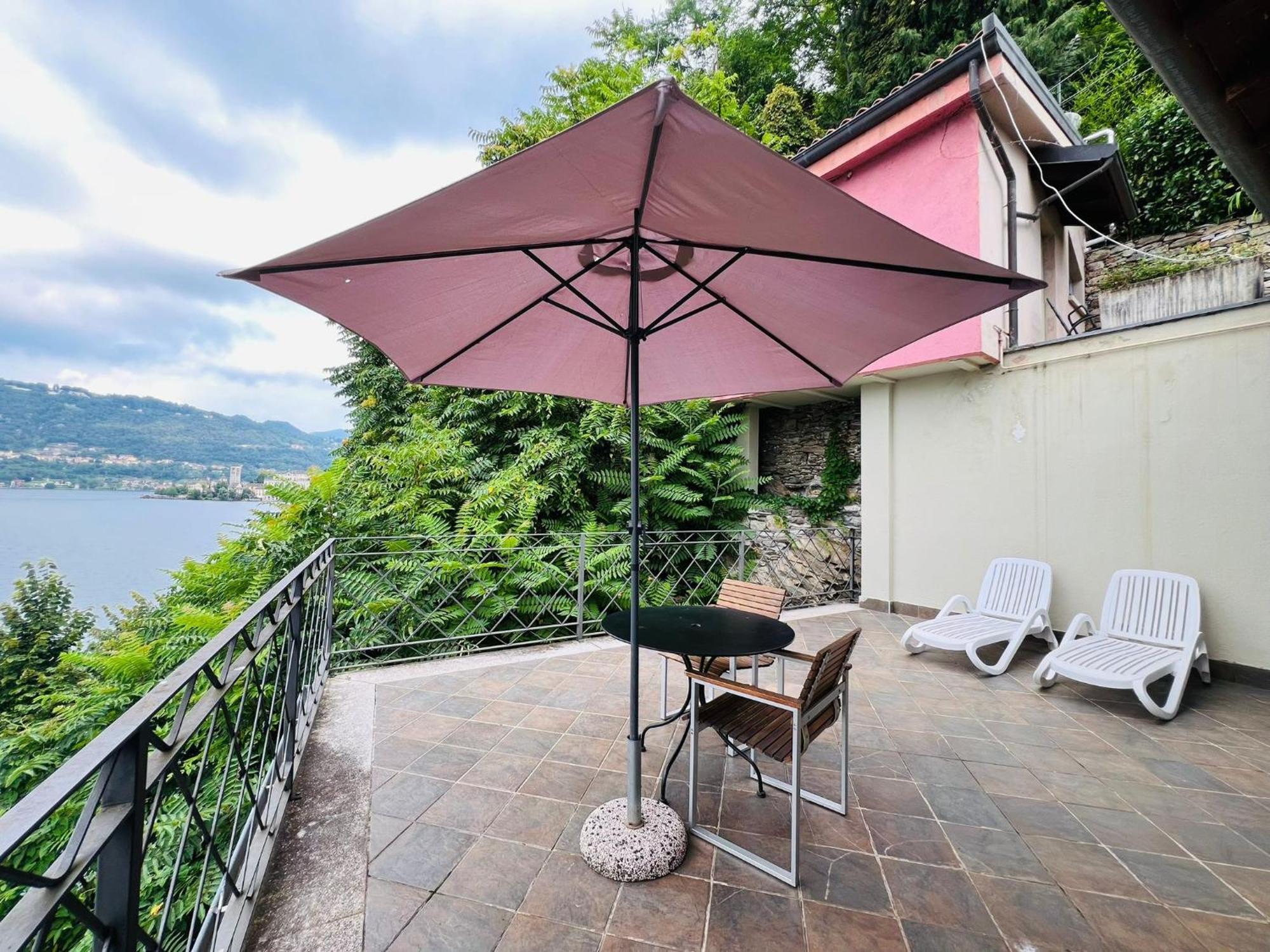 Casa Sul Lago Orta オルタ・サン・ジューリオ エクステリア 写真