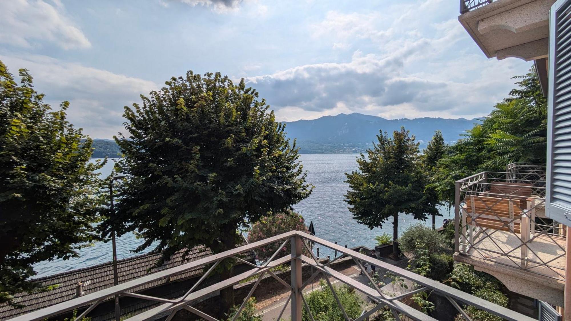 Casa Sul Lago Orta オルタ・サン・ジューリオ エクステリア 写真