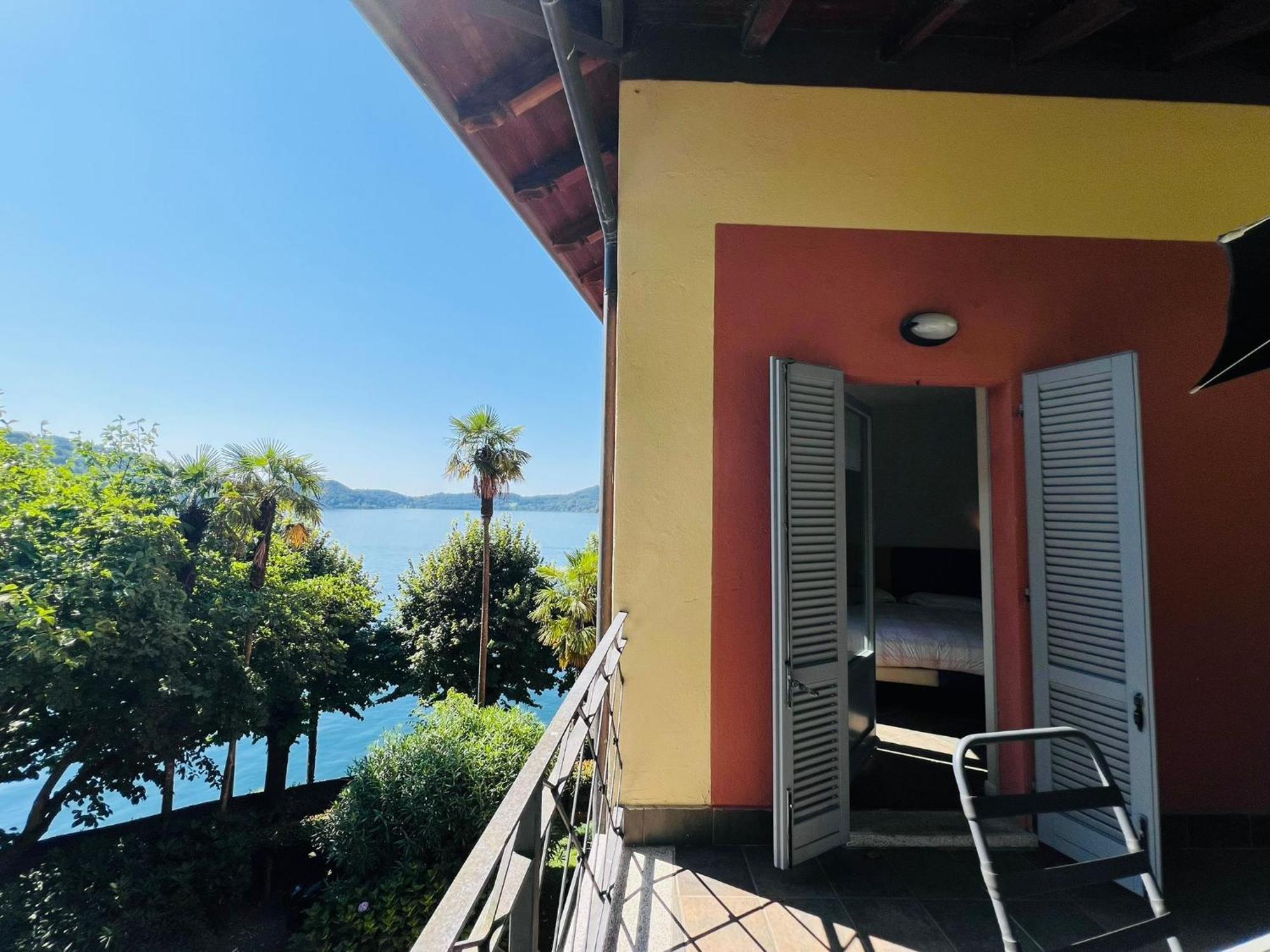 Casa Sul Lago Orta オルタ・サン・ジューリオ エクステリア 写真